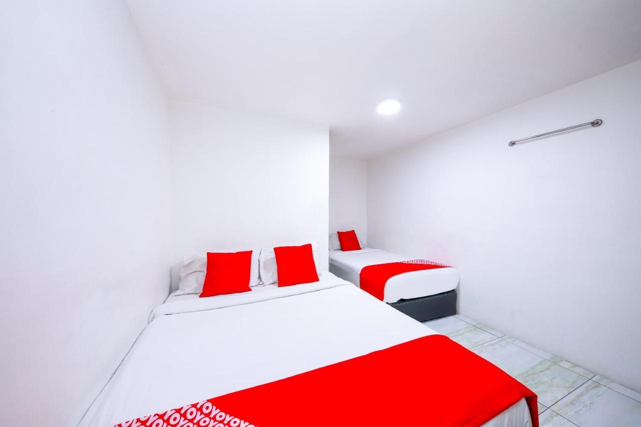 Oyo 334 Everest Hotel Kuala Lumpur Bagian luar foto