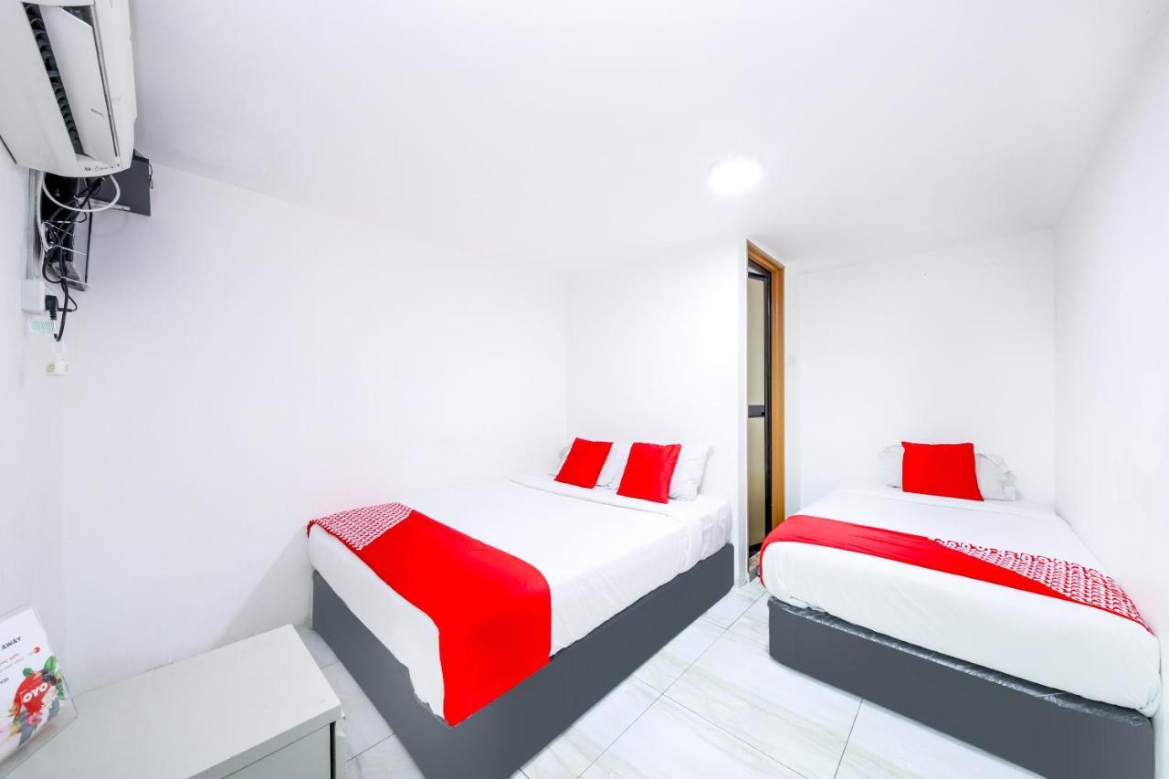 Oyo 334 Everest Hotel Kuala Lumpur Bagian luar foto