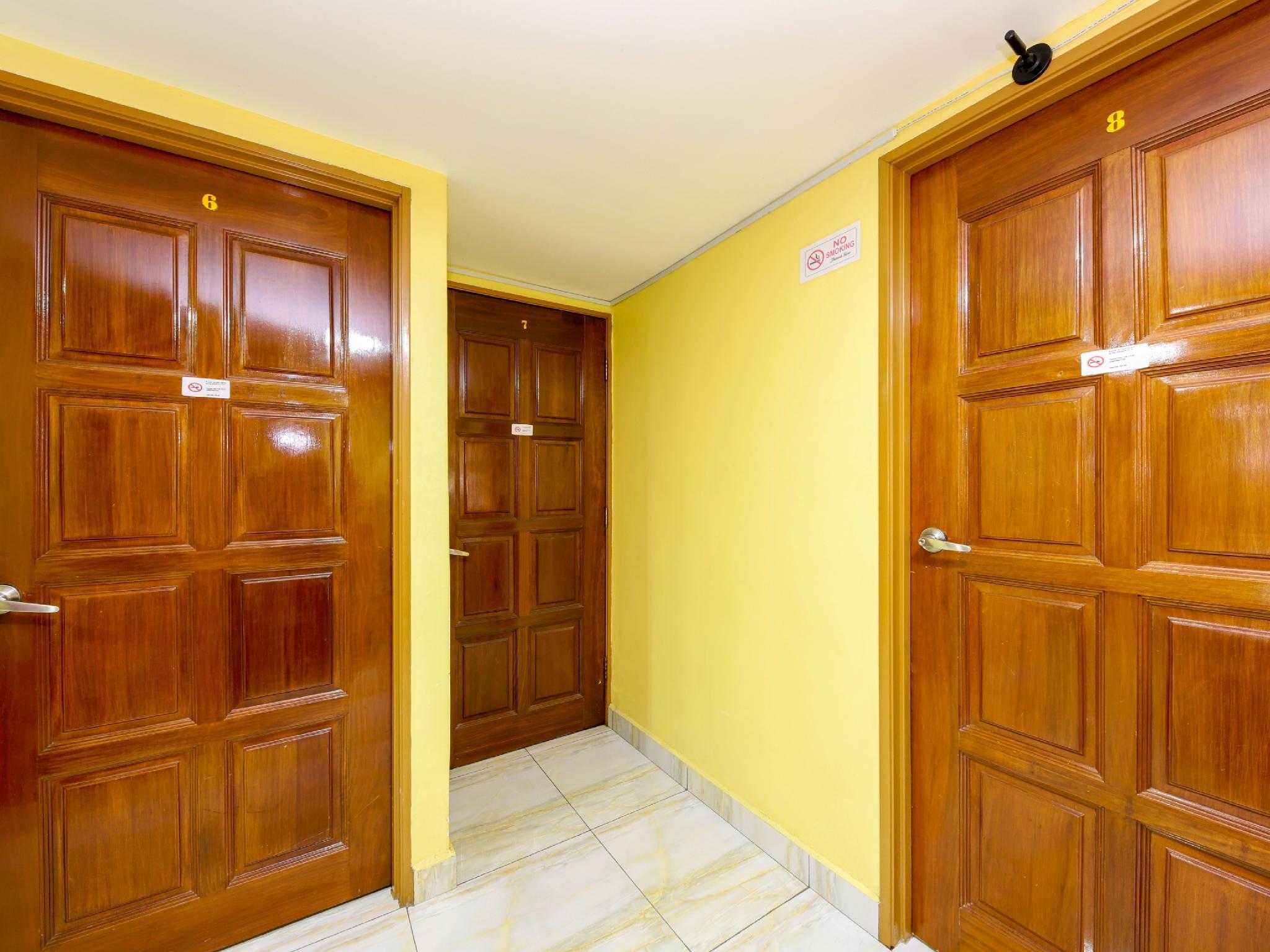 Oyo 334 Everest Hotel Kuala Lumpur Bagian luar foto