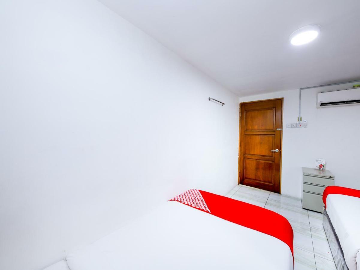 Oyo 334 Everest Hotel Kuala Lumpur Bagian luar foto